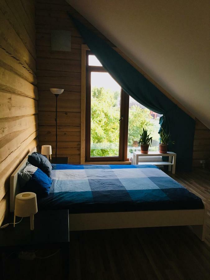 In A Scandinavian Style House Alloggio in famiglia